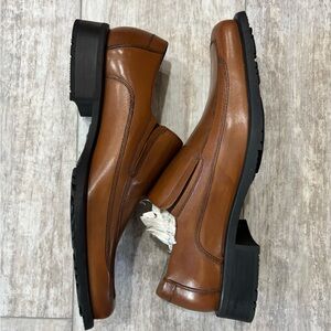 Kenneth Cole Elegant Brown Leather Men's Shoes NWT. never worn size 9